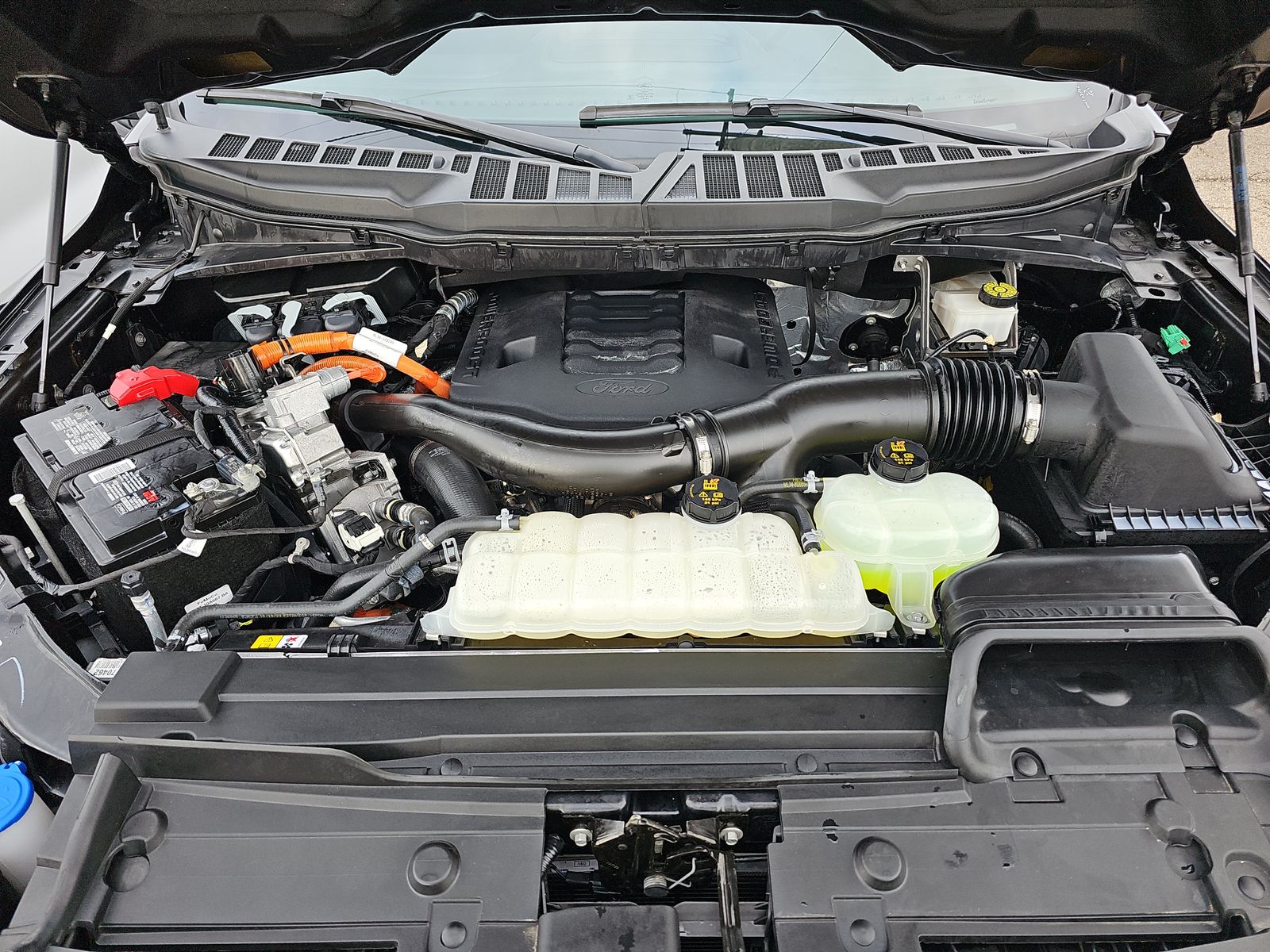 2023 Ford F-150 Hybrid XLT AWD