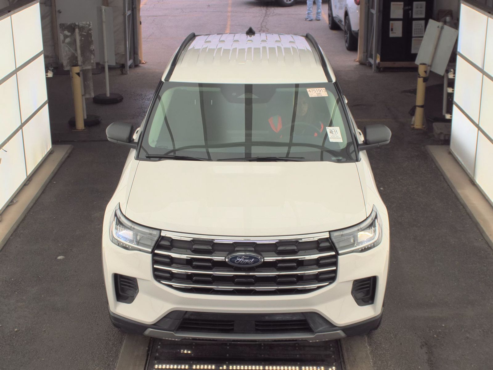 2025 Ford Explorer Active AWD
