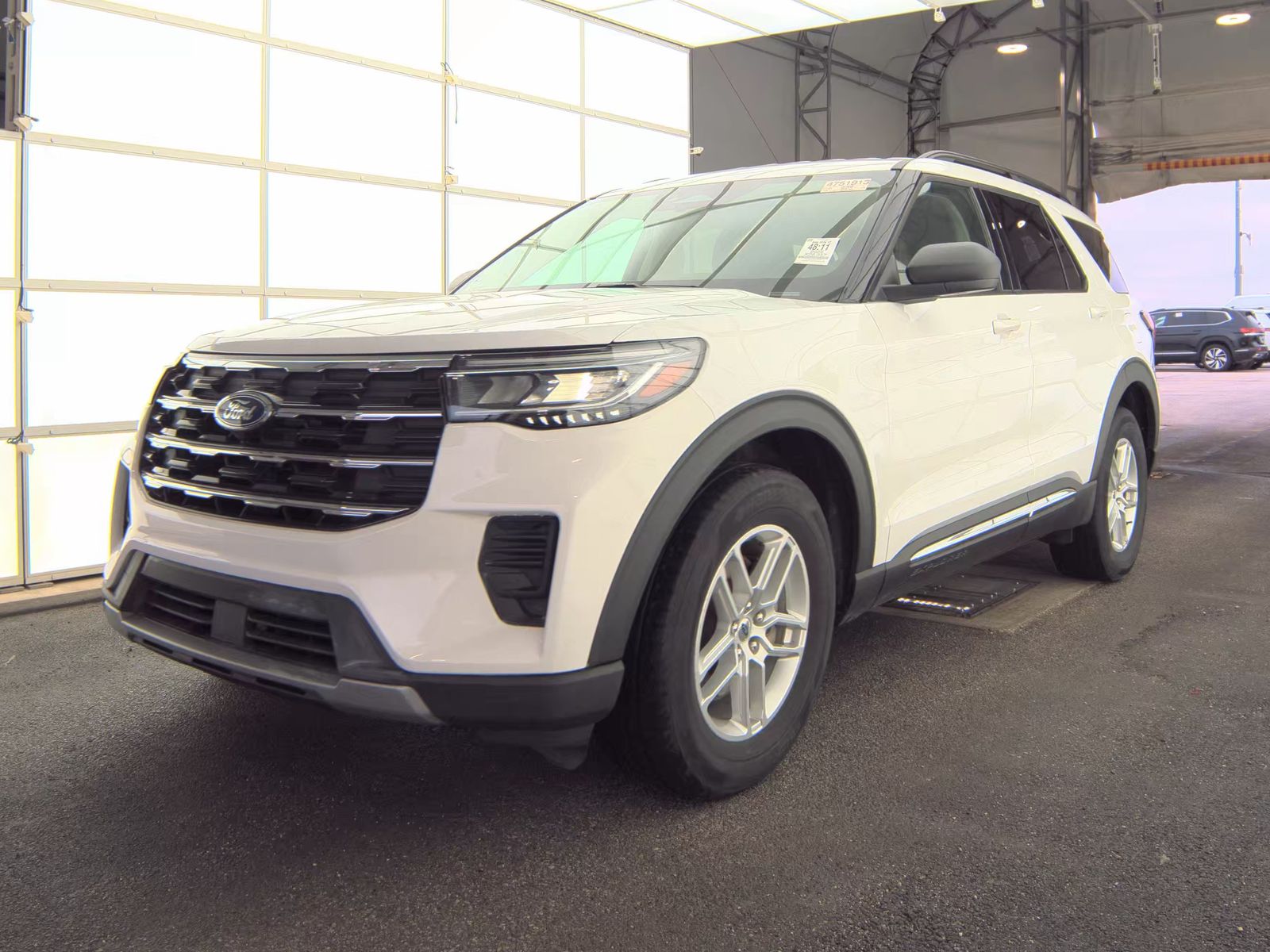 2025 Ford Explorer Active AWD