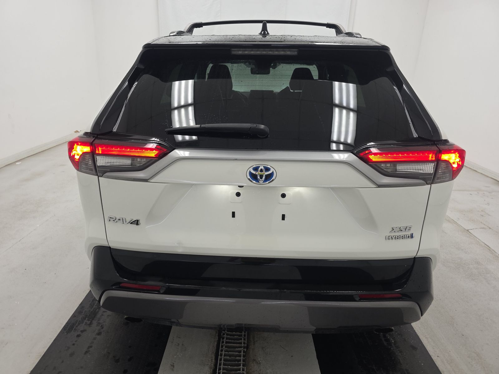 2019 Toyota RAV4 Hybrid XSE AWD