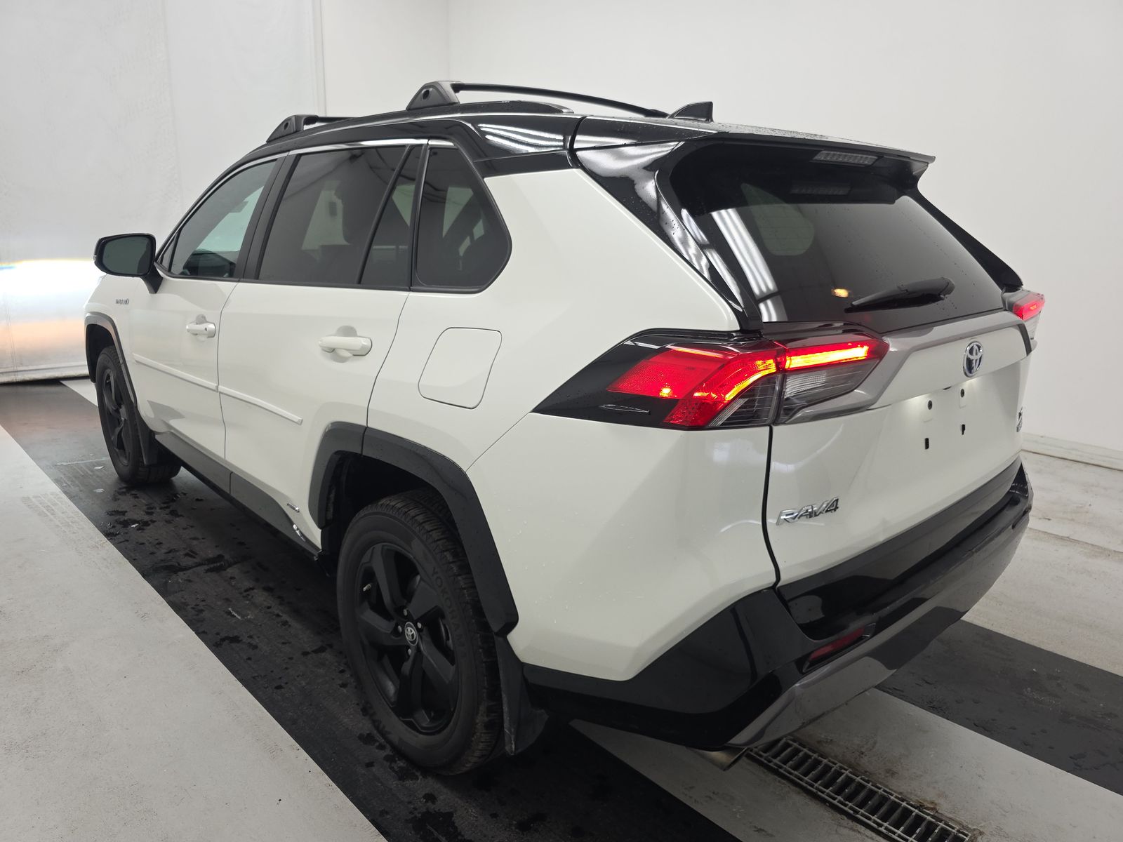 2019 Toyota RAV4 Hybrid XSE AWD