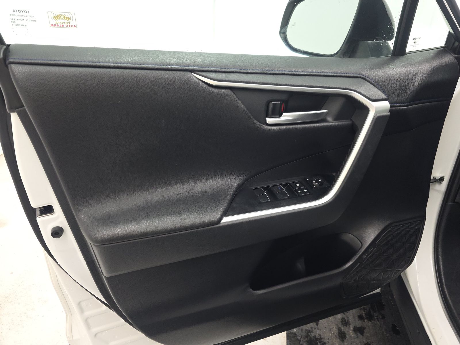 2019 Toyota RAV4 Hybrid XSE AWD