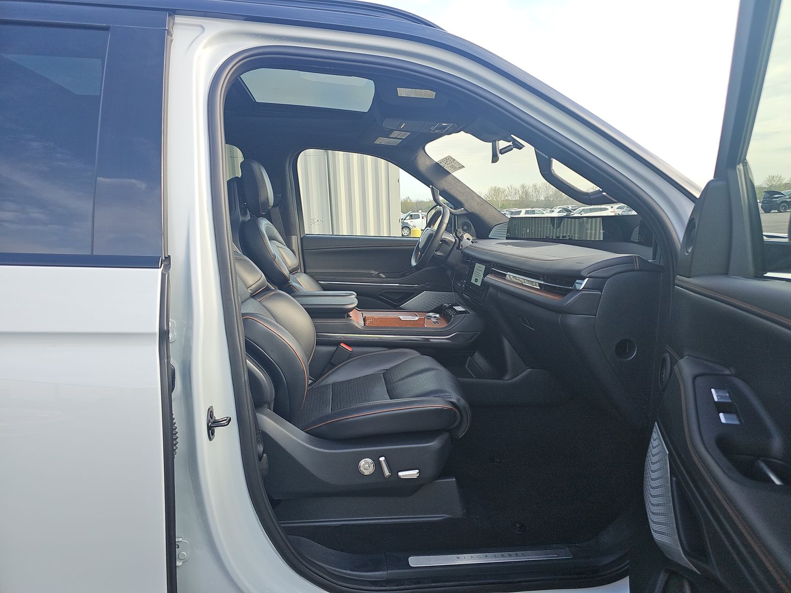 2025 Lincoln Navigator Black Label AWD