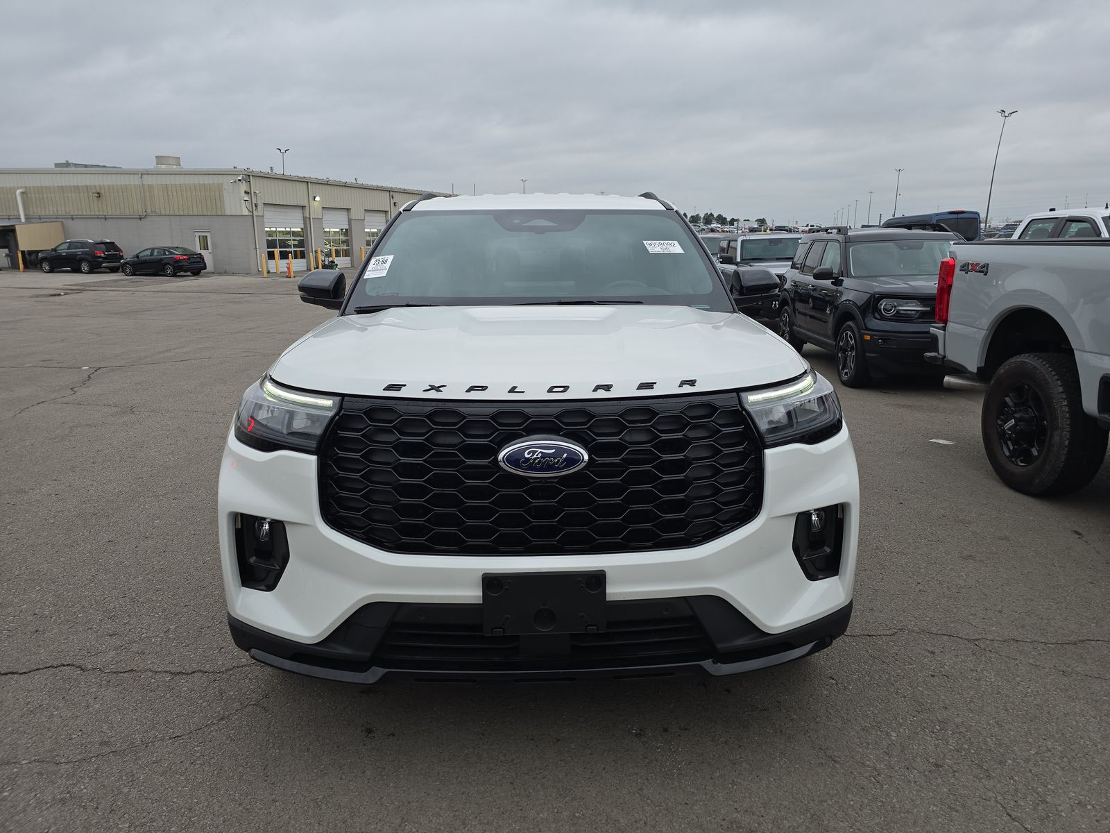 2025 Ford Explorer ST-Line AWD