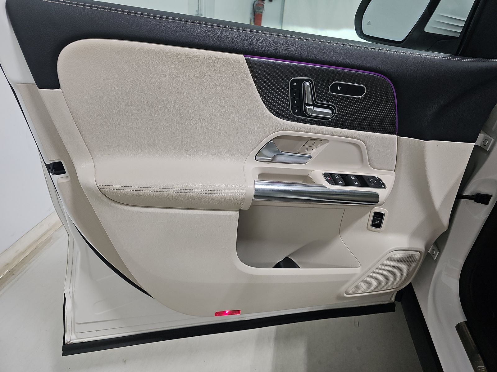 MERCEDES-BENZ GLA-CLASS - 10