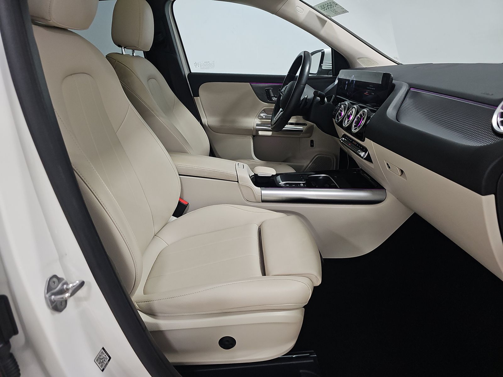 MERCEDES-BENZ GLA-CLASS - 9