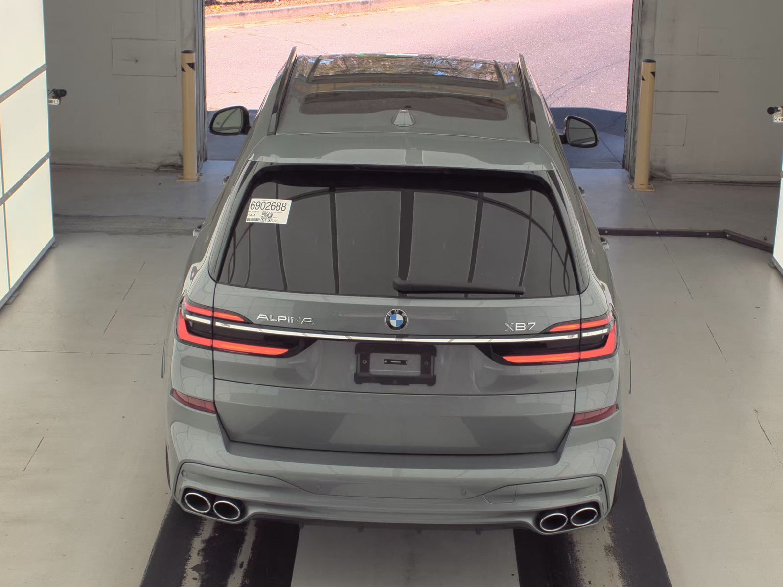2025 BMW X7 ALPINA XB7 AWD