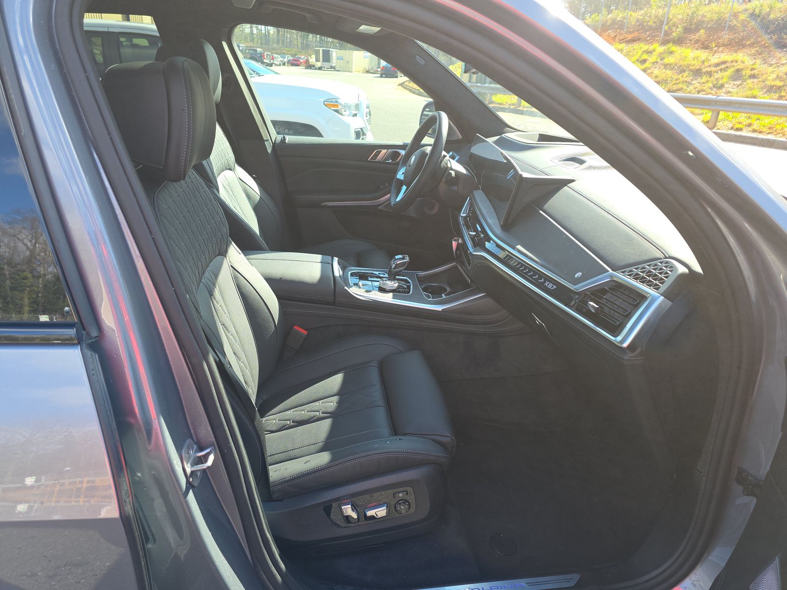 2025 BMW X7 ALPINA XB7 AWD