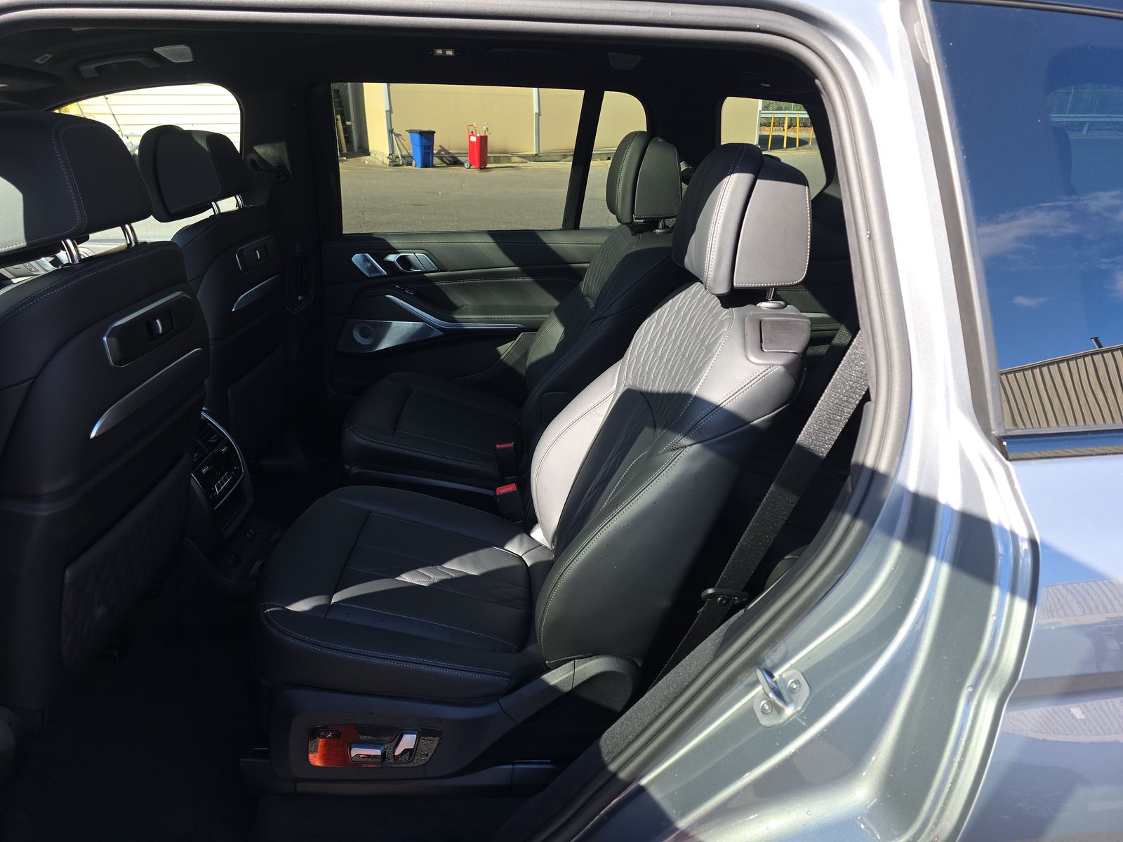 2025 BMW X7 ALPINA XB7 AWD