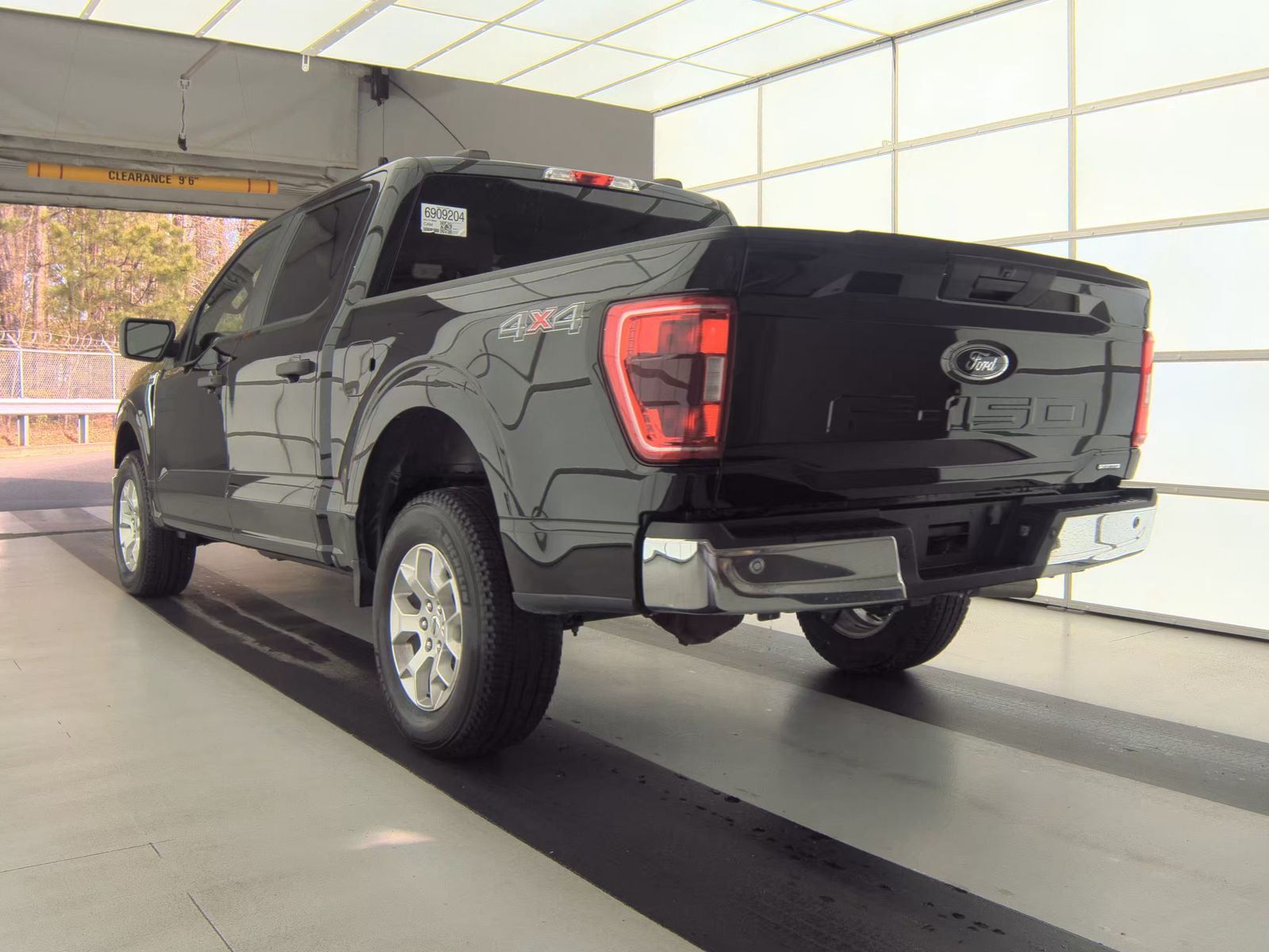 2023 Ford F-150 XLT AWD