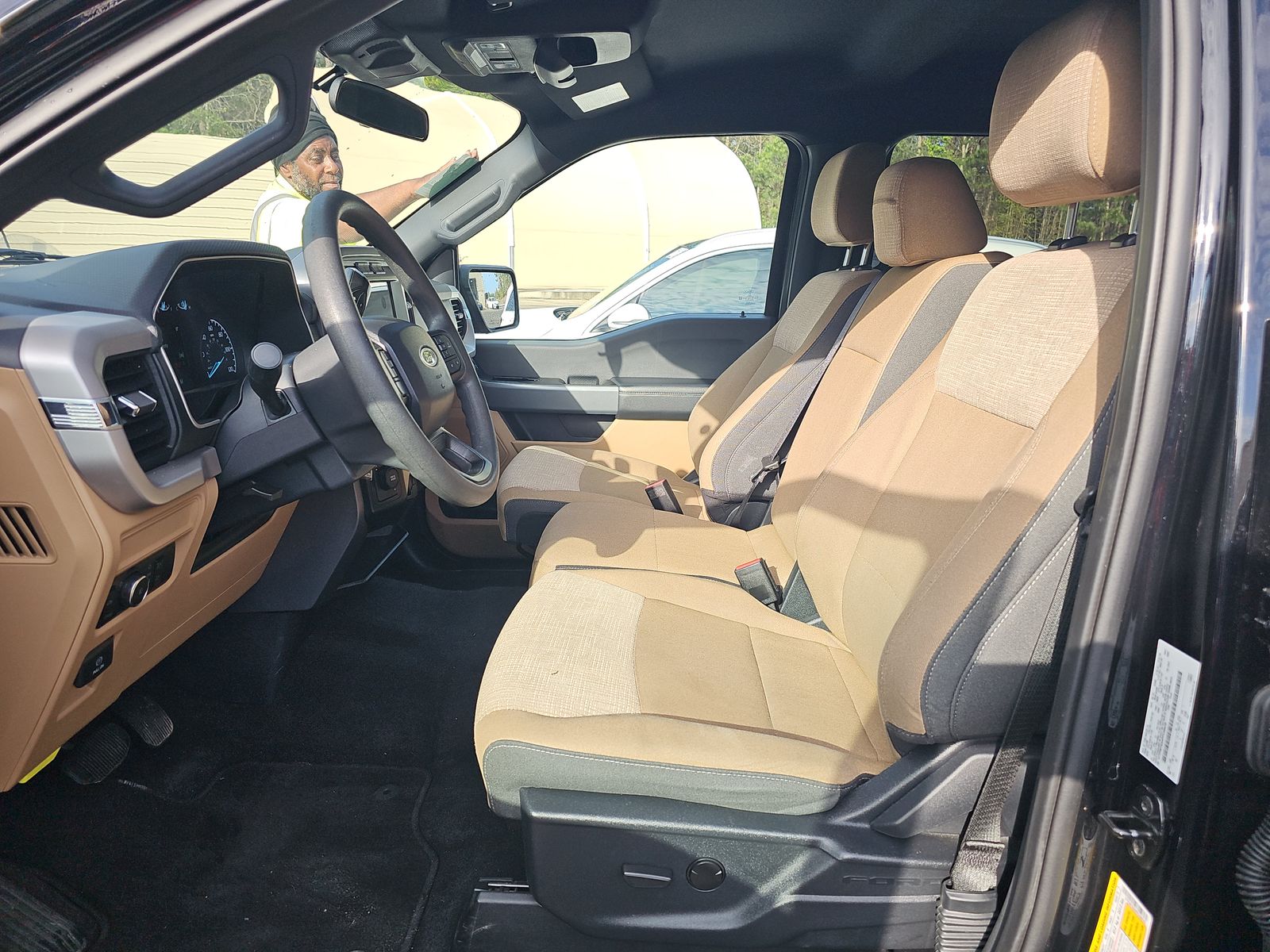 2023 Ford F-150 XLT AWD