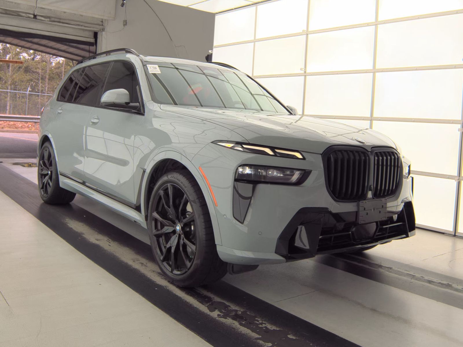2023 BMW X7 xDrive40i AWD