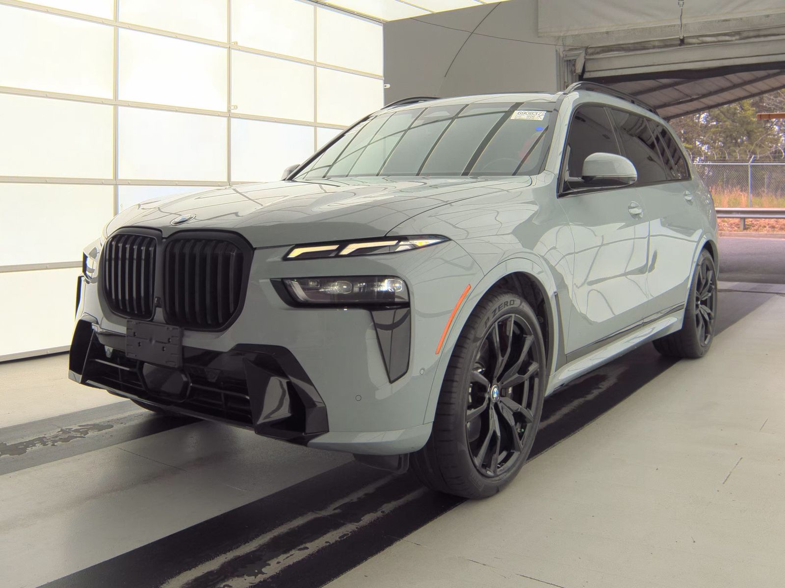 2023 BMW X7 xDrive40i AWD