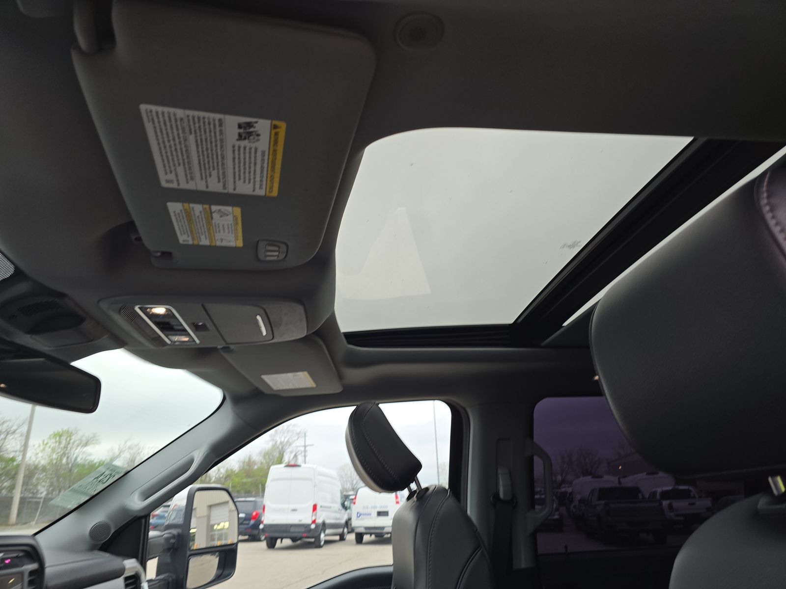 2023 Ford F-150 Hybrid Lariat AWD