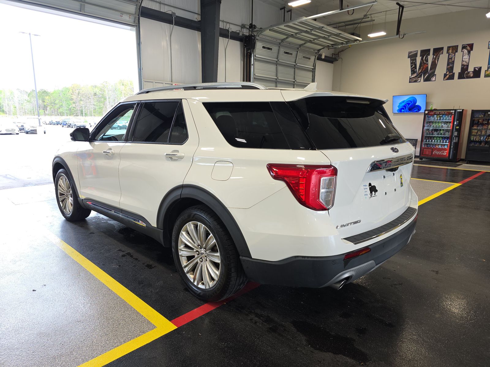 2021 Ford Explorer Limited RWD