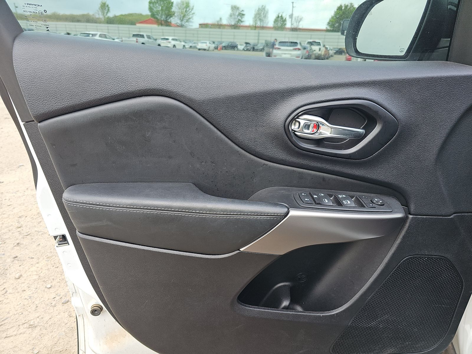 JEEP LATITU LUX - 10