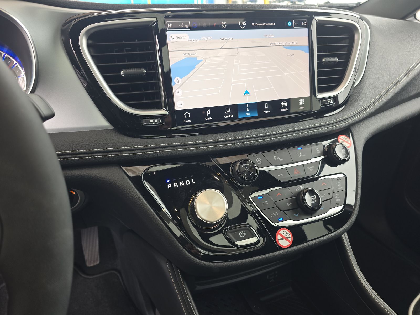 2026 Chrysler Pacifica Limited FWD