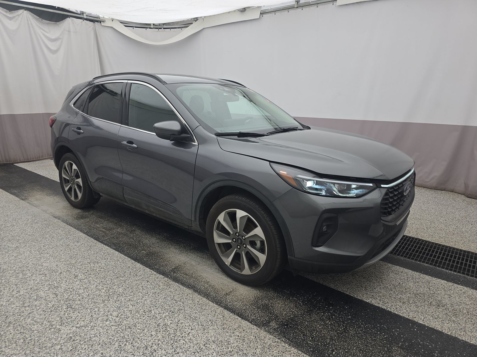 2025 Ford Escape Platinum AWD