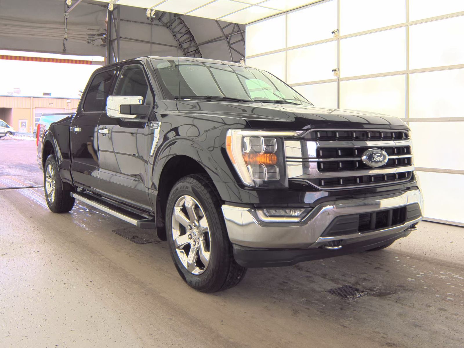 2023 Ford F-150 Lariat AWD