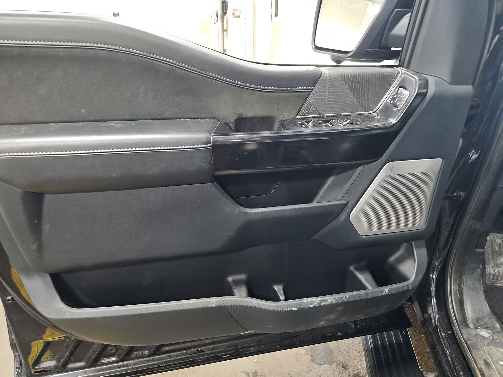 2022 Ford F-150 Platinum AWD