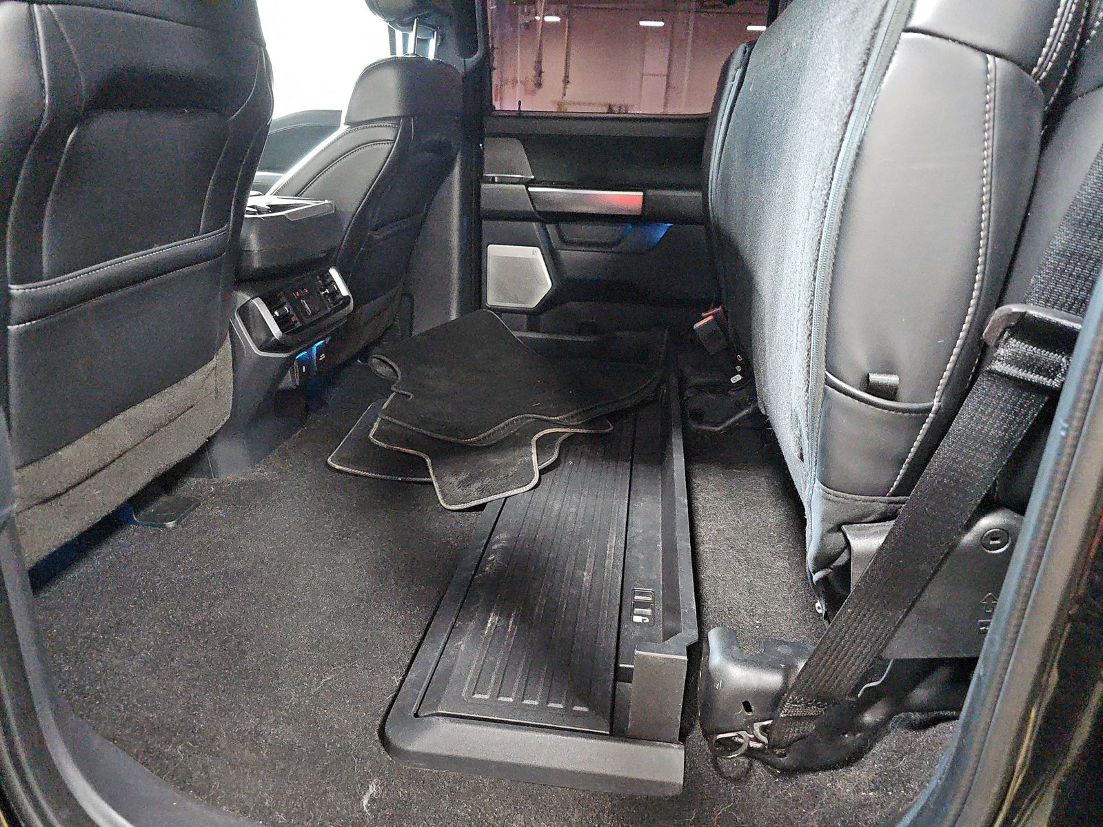 2022 Ford F-150 Platinum AWD