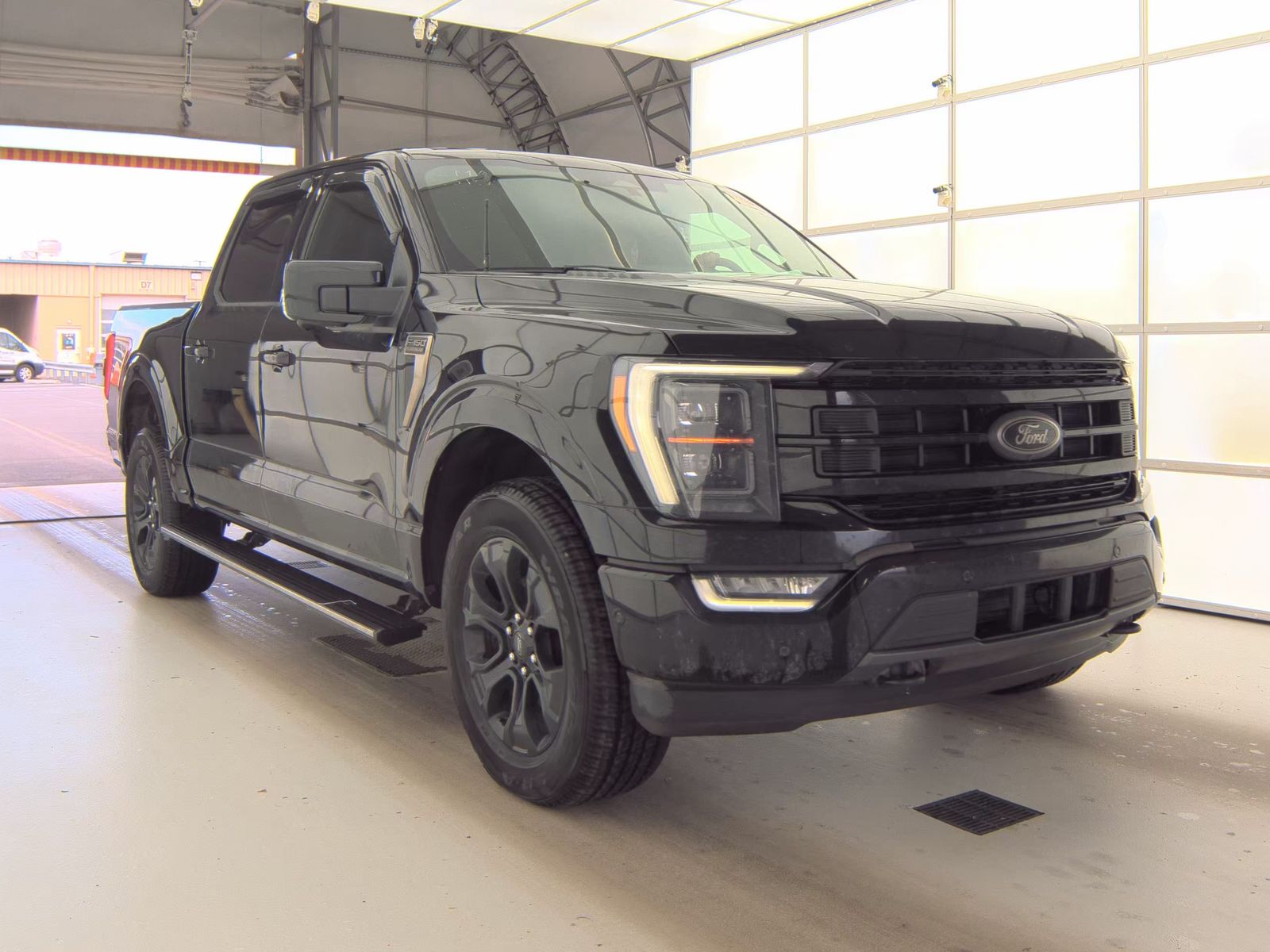 2022 Ford F-150 Platinum AWD