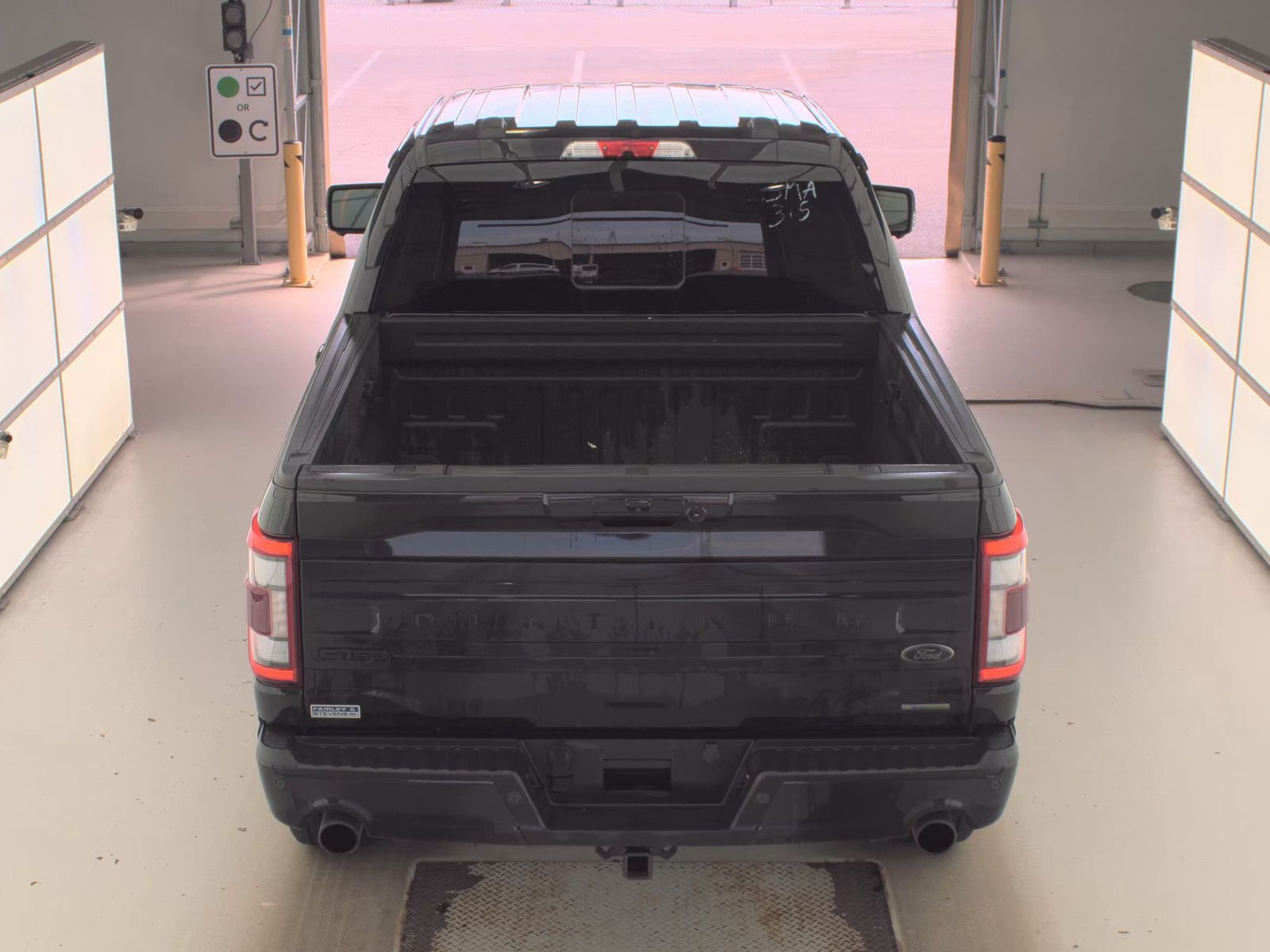 2022 Ford F-150 Platinum AWD