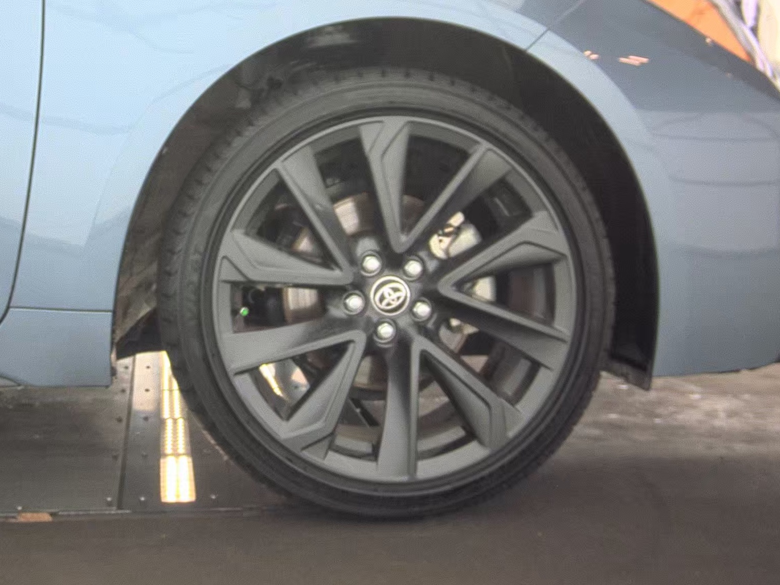 2025 Toyota Corolla Hybrid SE FWD