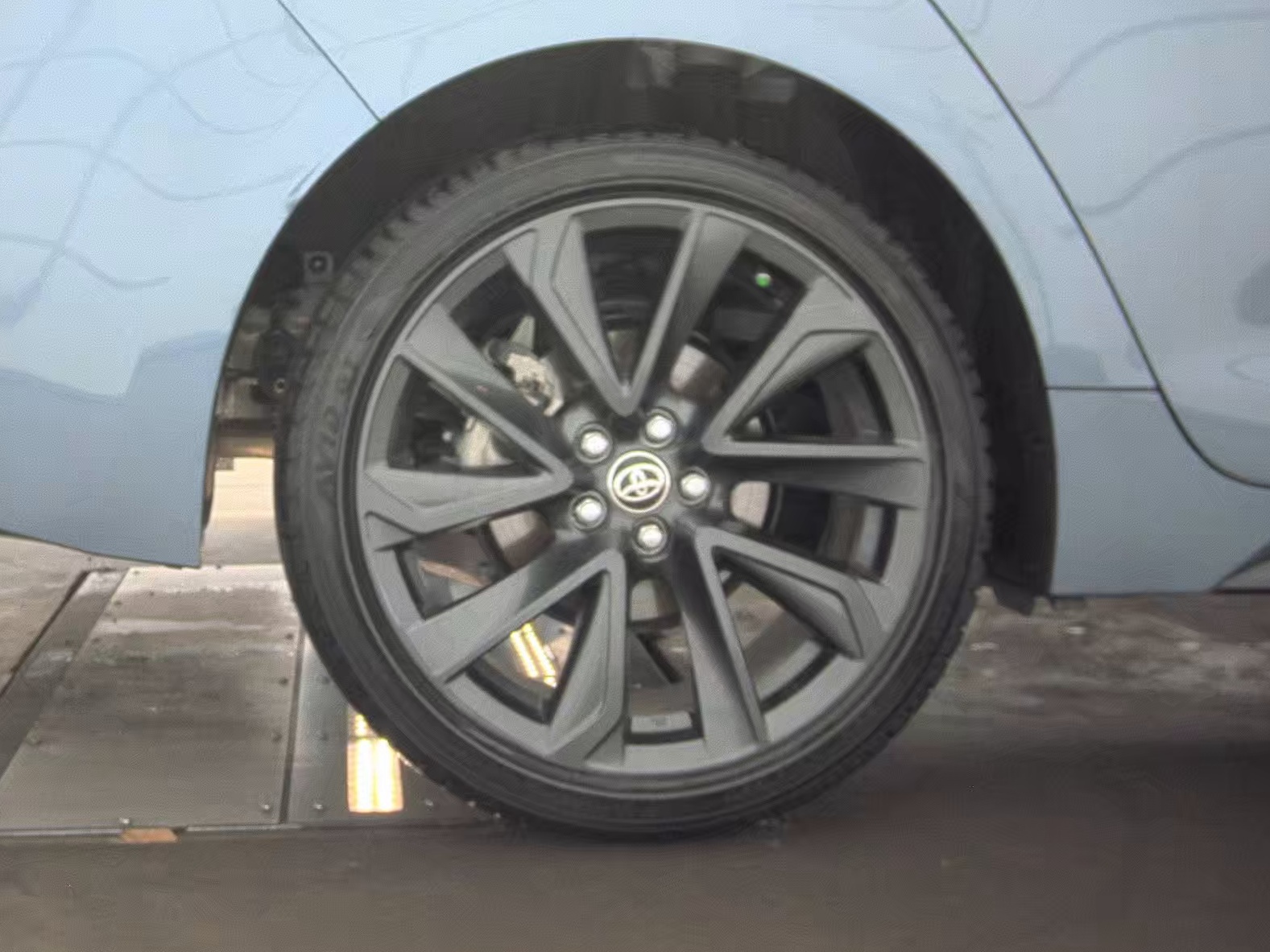 2025 Toyota Corolla Hybrid SE FWD