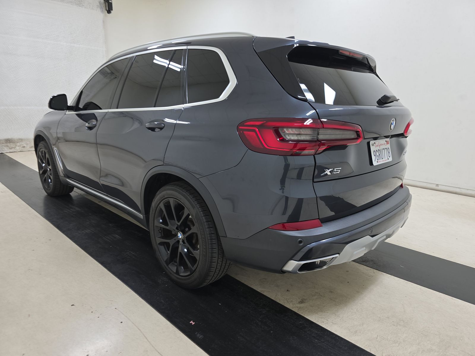 2020 BMW X5 sDrive40i RWD