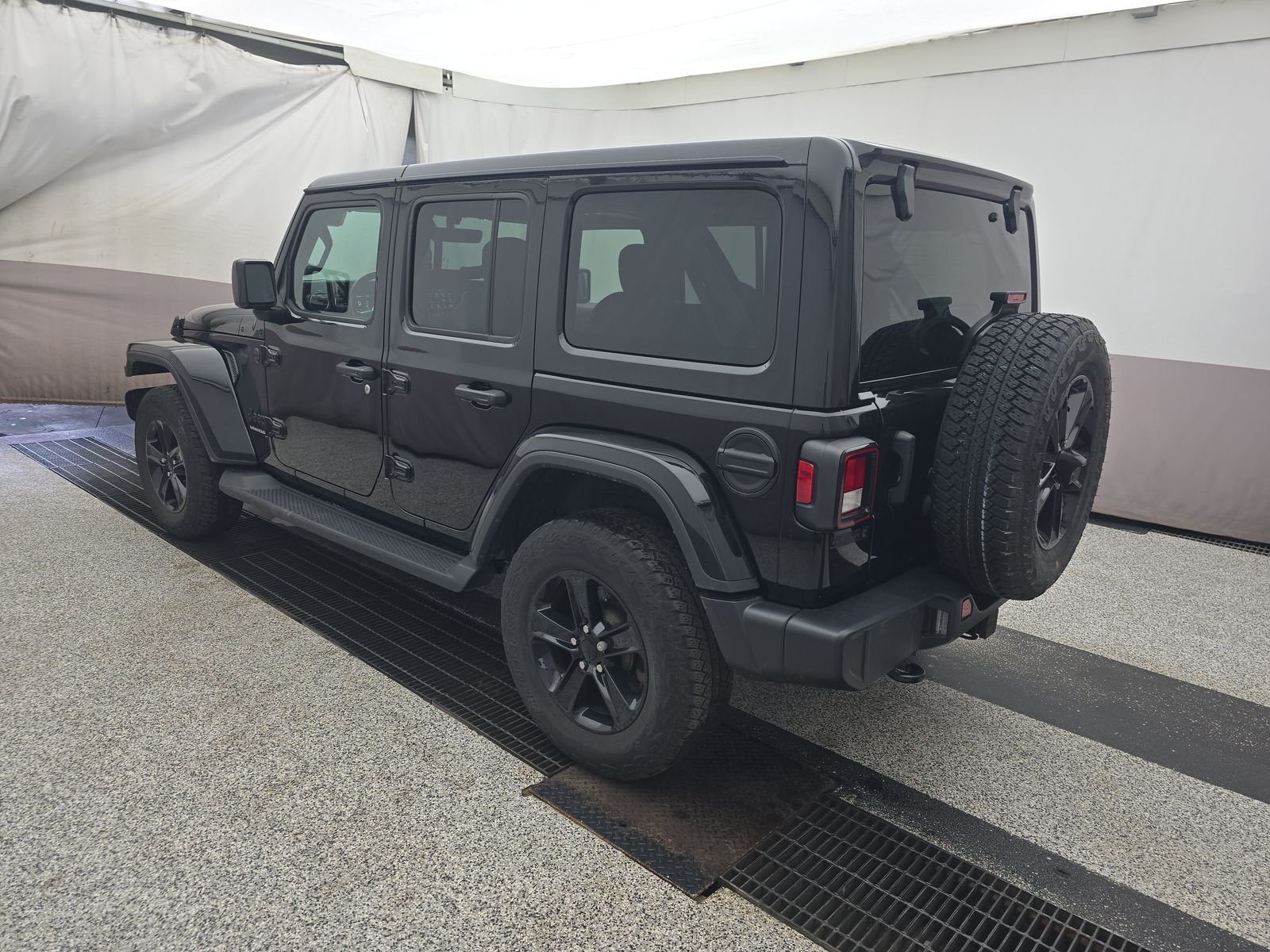JEEP SAHARA ALT - 7