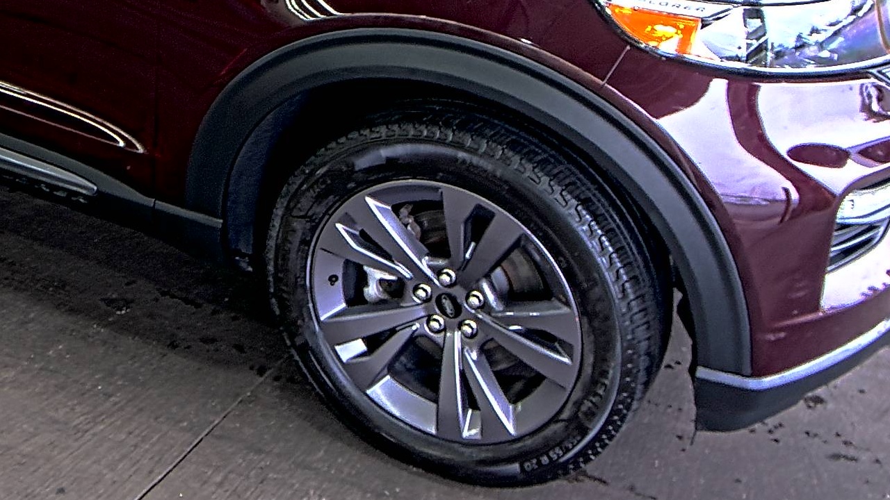 2023 Ford Explorer XLT AWD