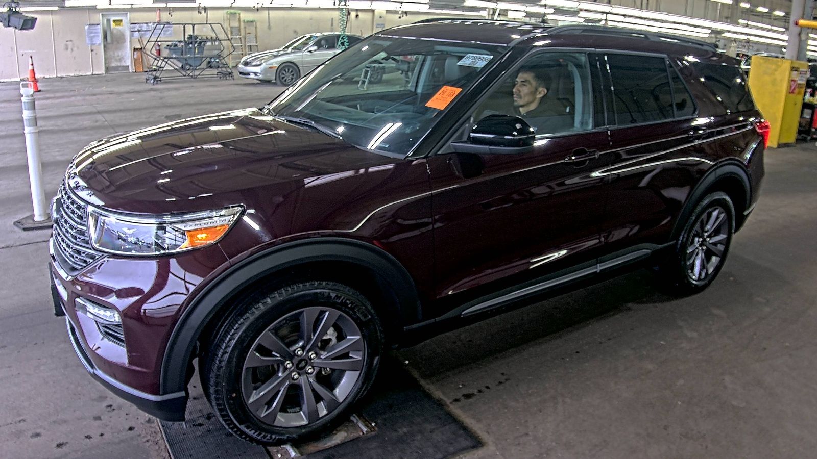 2023 Ford Explorer XLT AWD