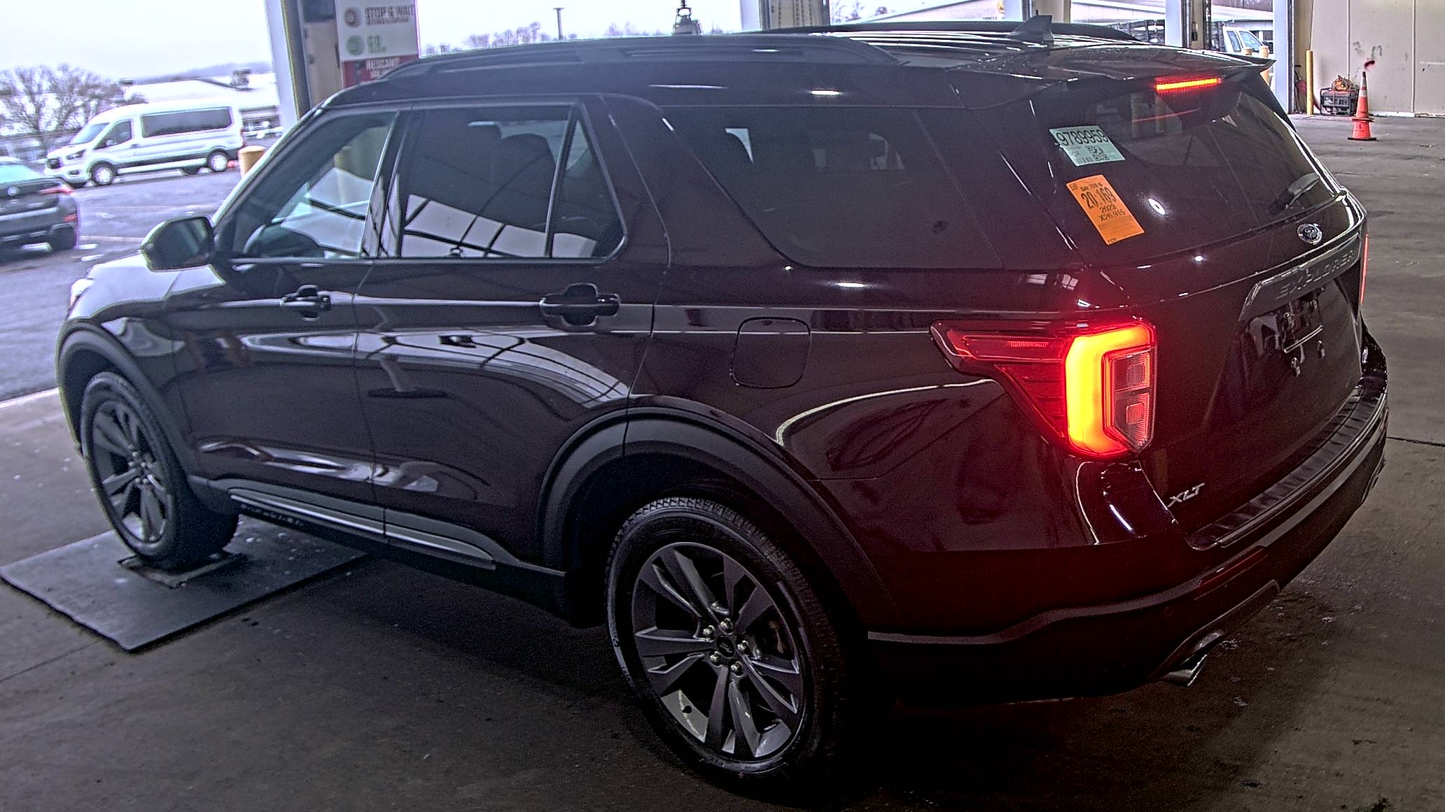 2023 Ford Explorer XLT AWD