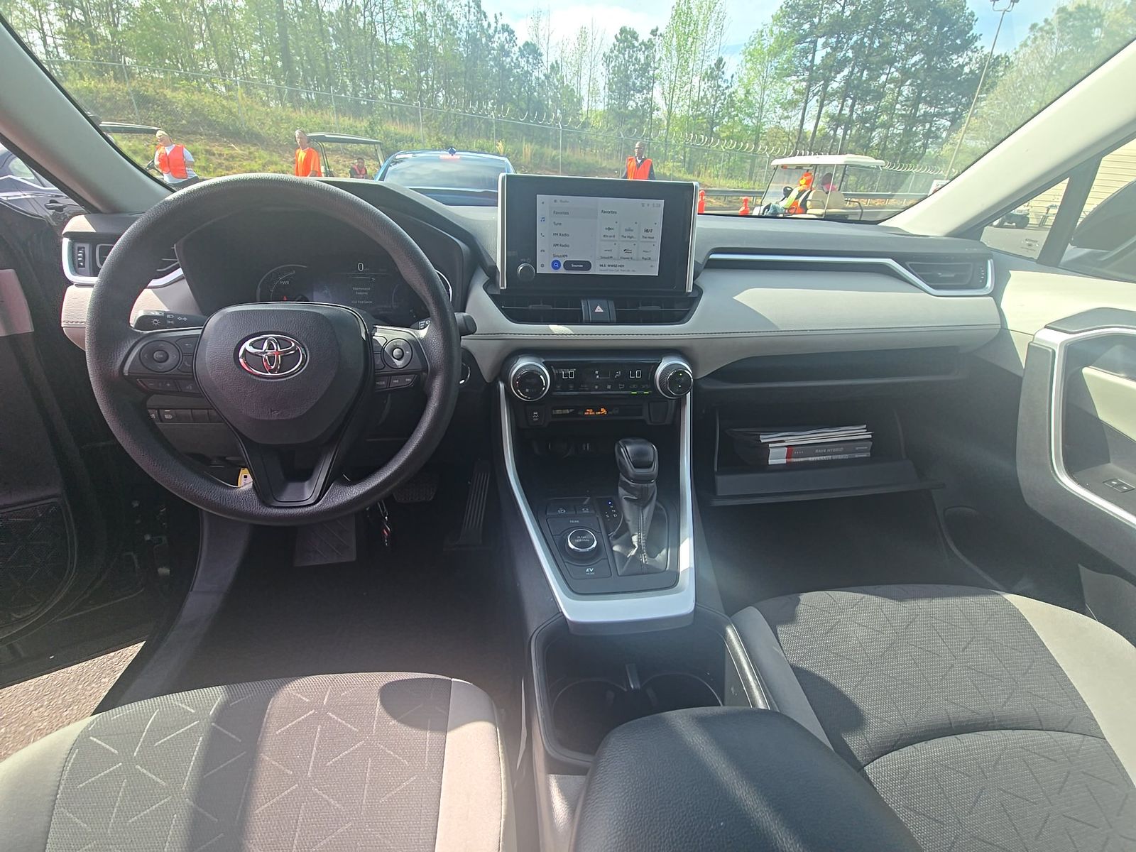 2024 Toyota RAV4 Hybrid XLE AWD
