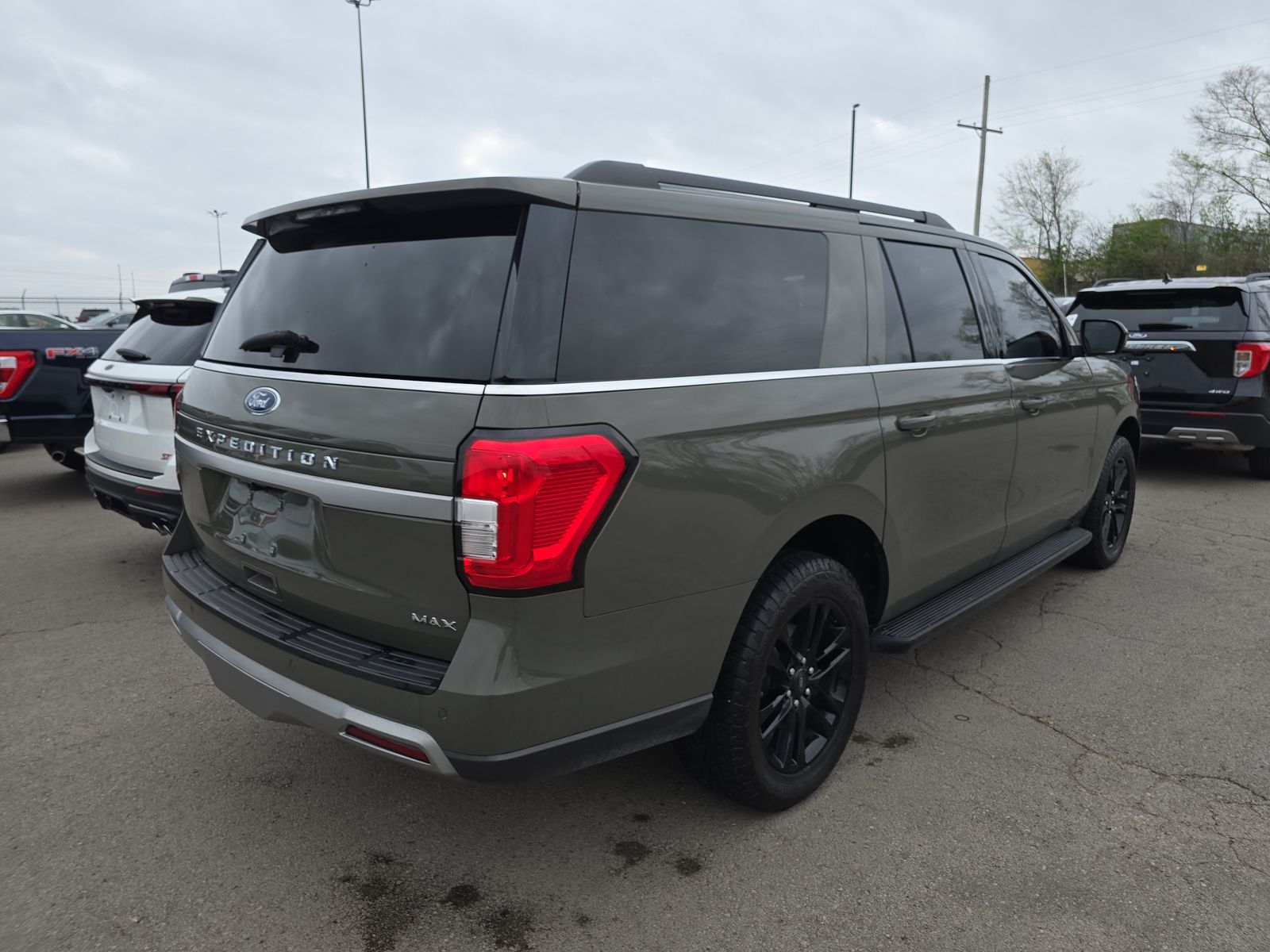 FORD EXPEDITION MAX - 5