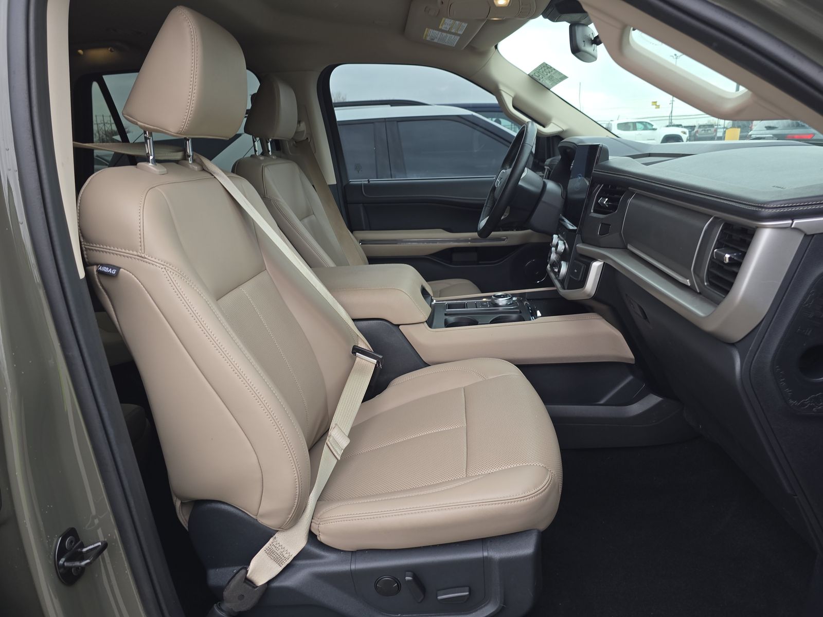 FORD EXPEDITION MAX - 9