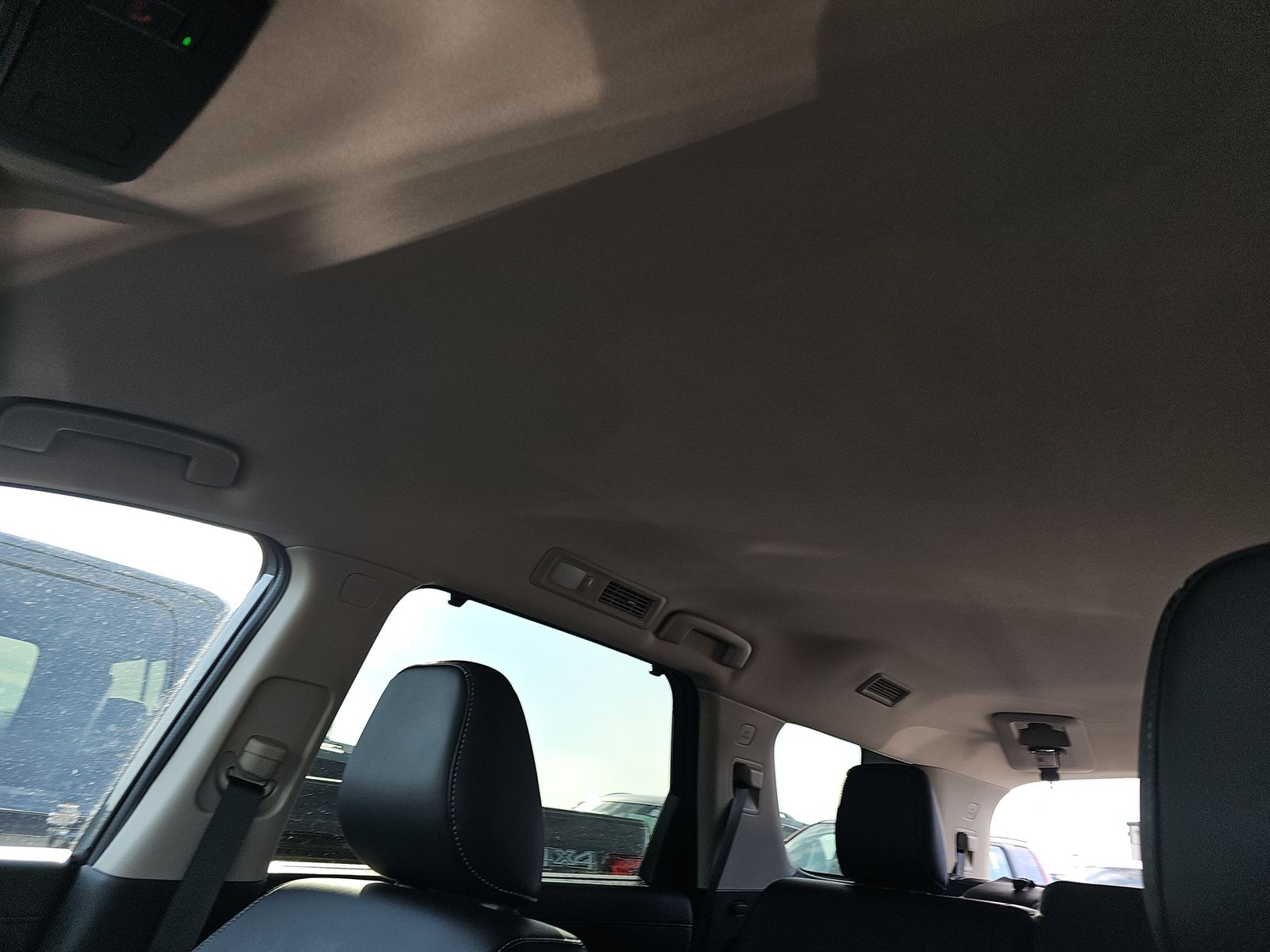 2025 Nissan Pathfinder SL AWD