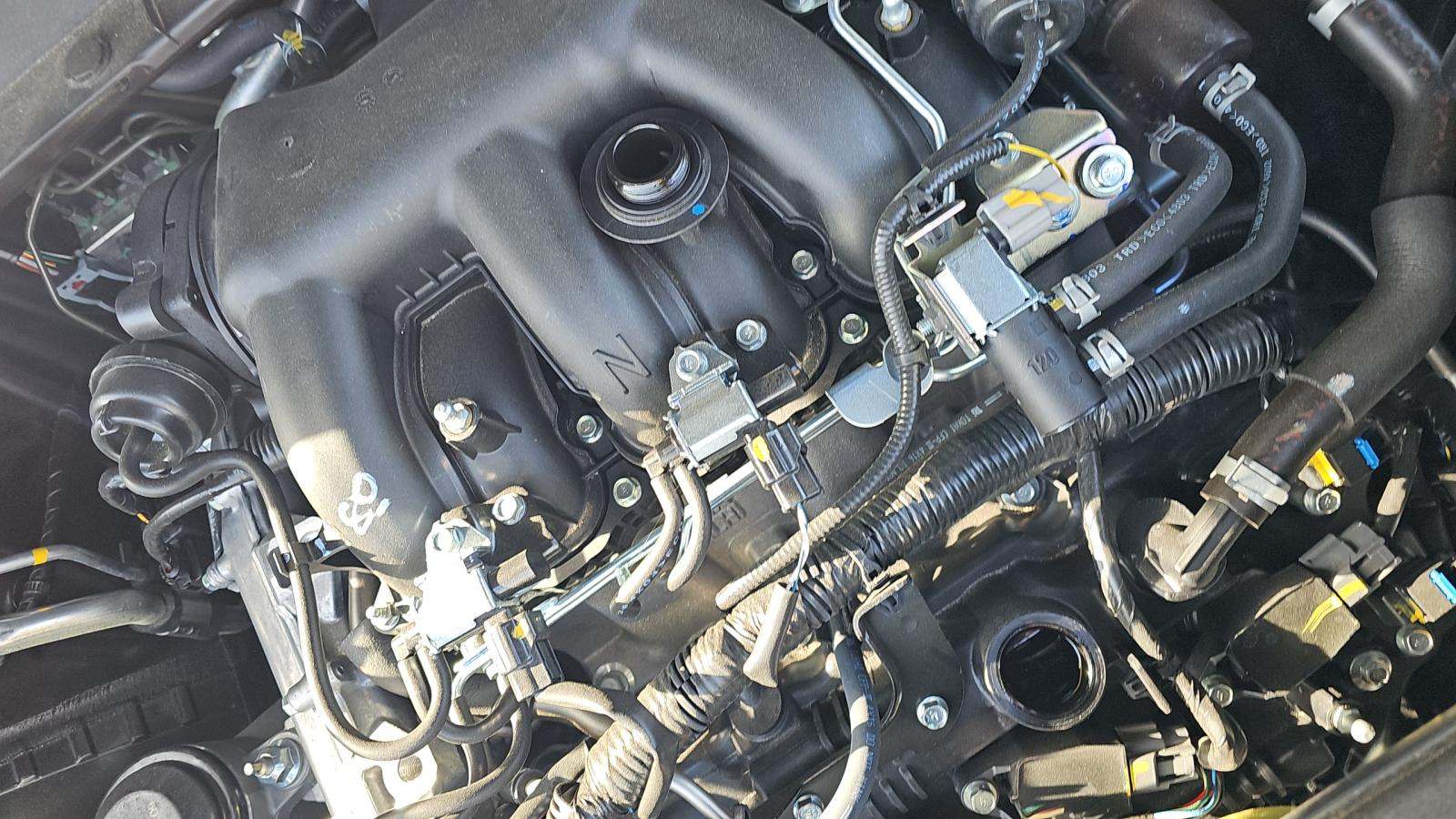 2025 Nissan Pathfinder SL AWD