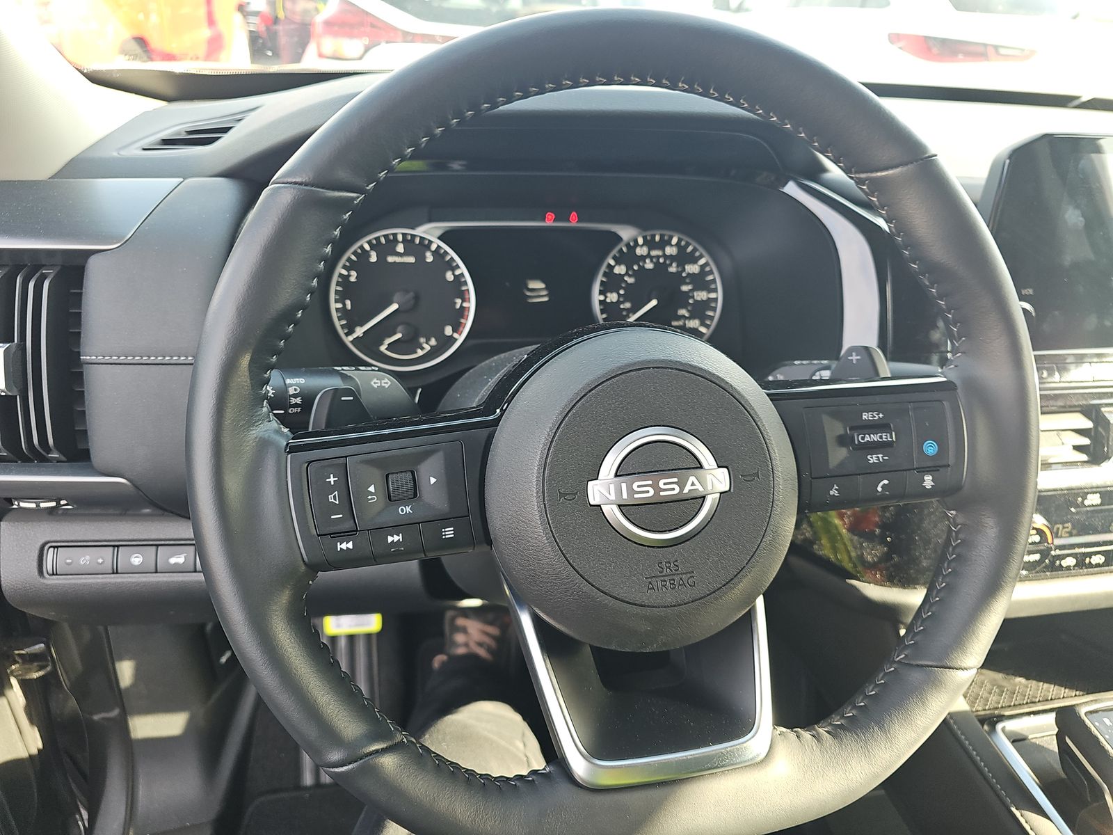 2025 Nissan Pathfinder SL AWD