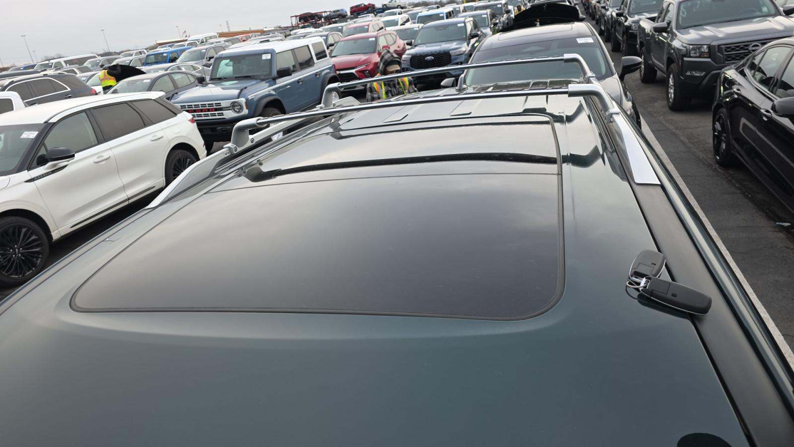 2025 Nissan Pathfinder Platinum AWD