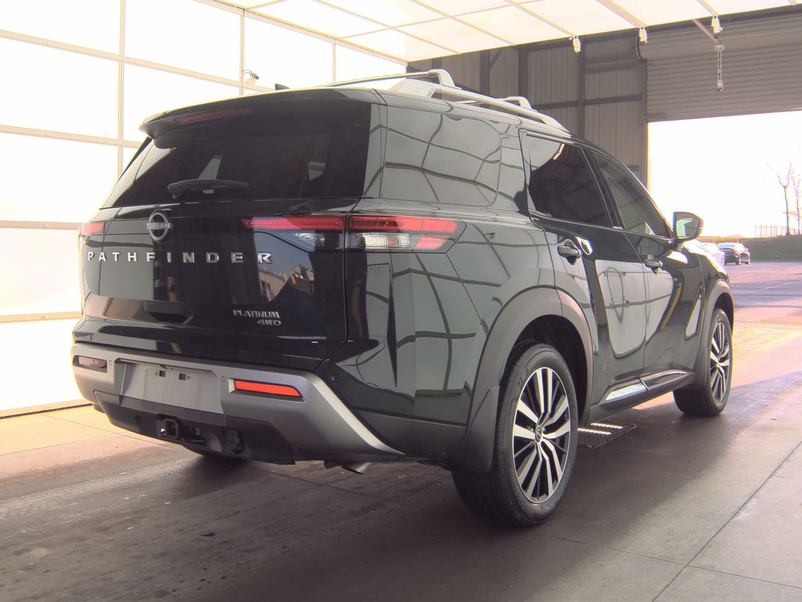 2025 Nissan Pathfinder Platinum AWD