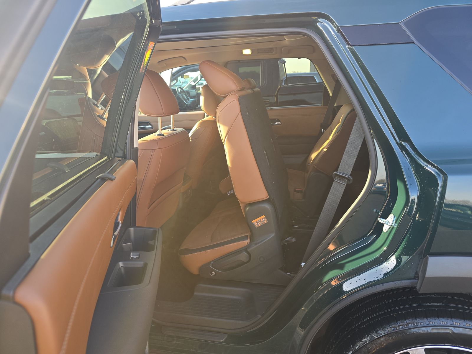 2025 Nissan Pathfinder Platinum AWD