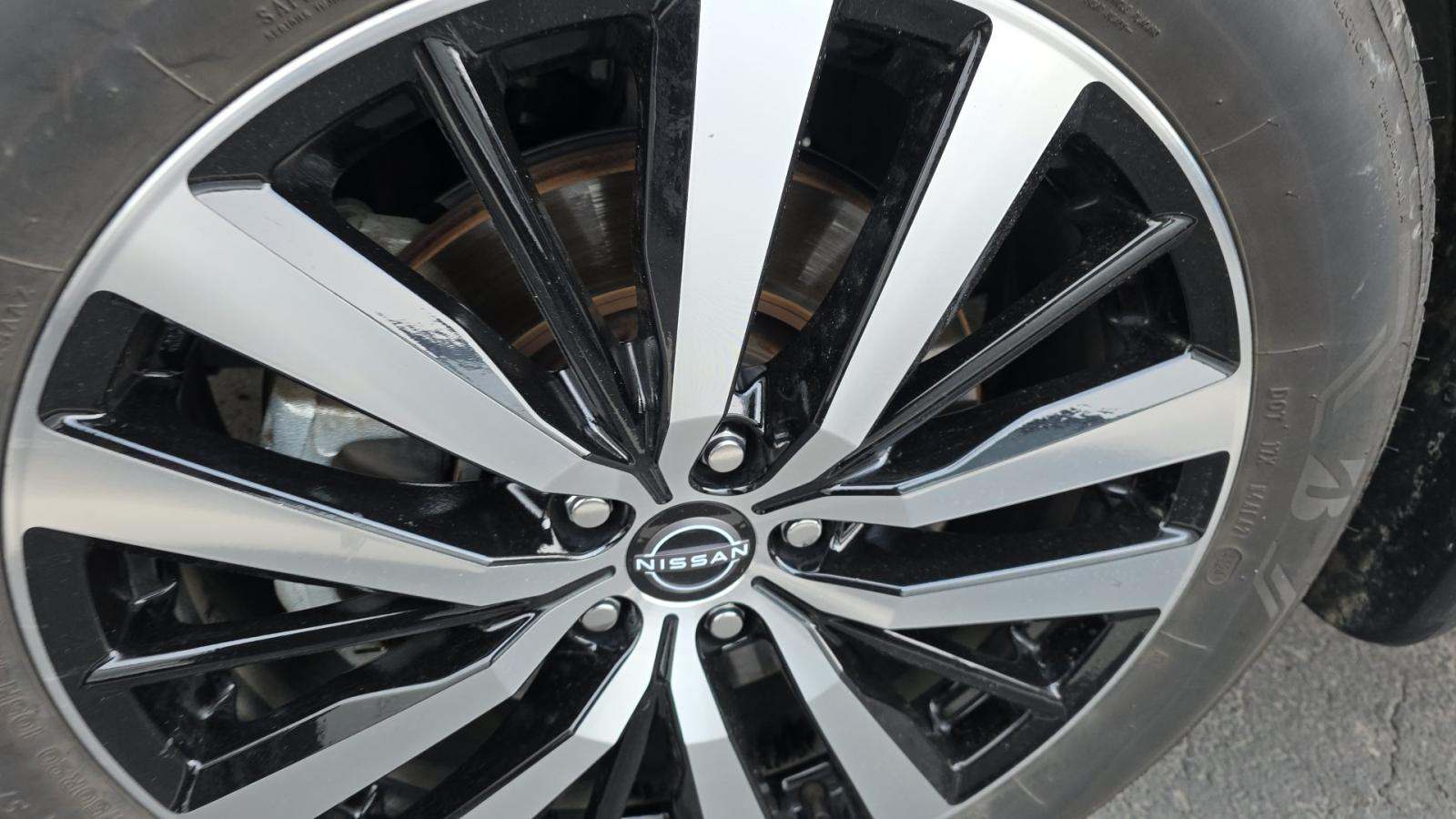 2025 Nissan Pathfinder Platinum AWD