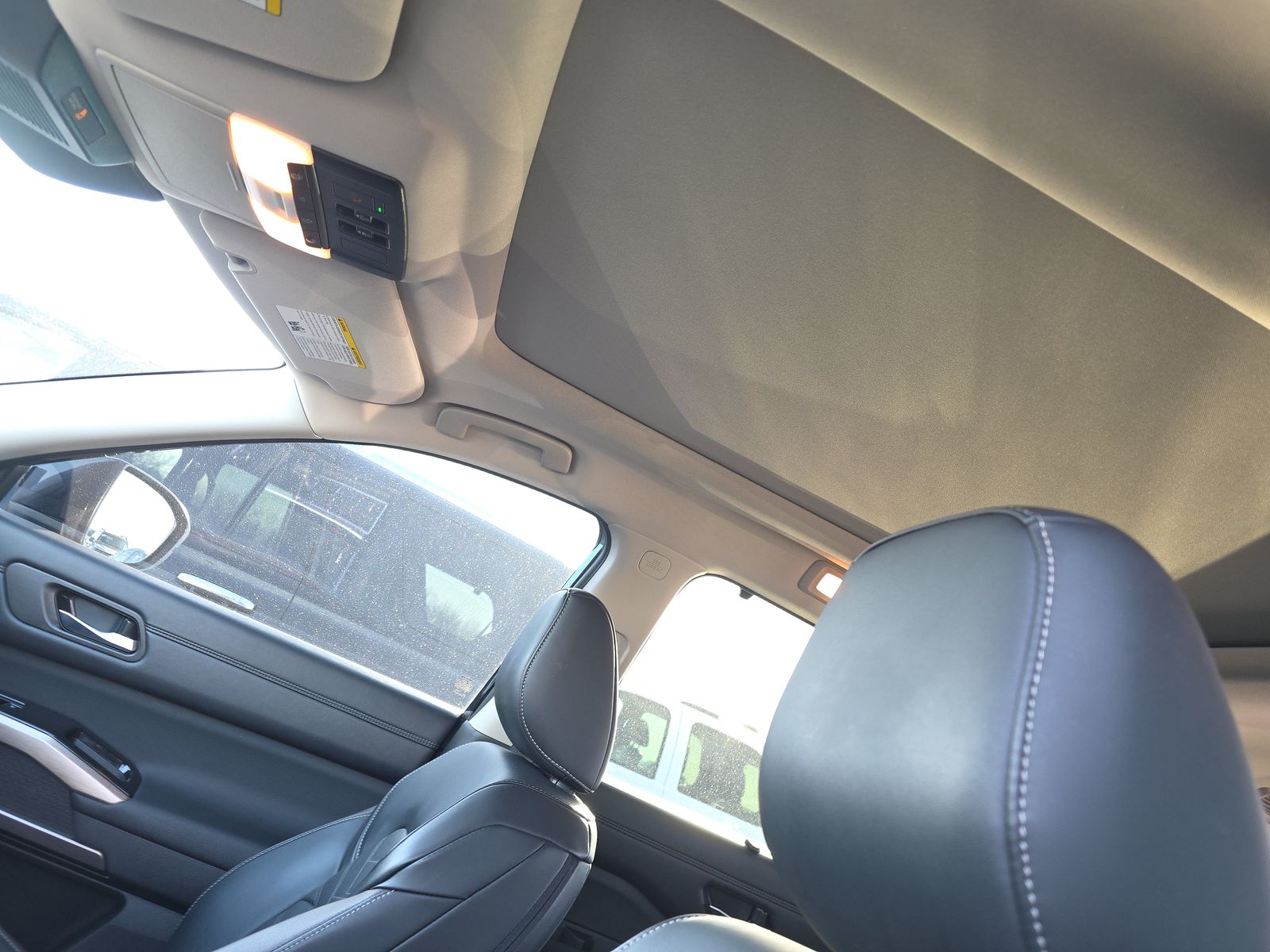 2025 Nissan Pathfinder Platinum FWD