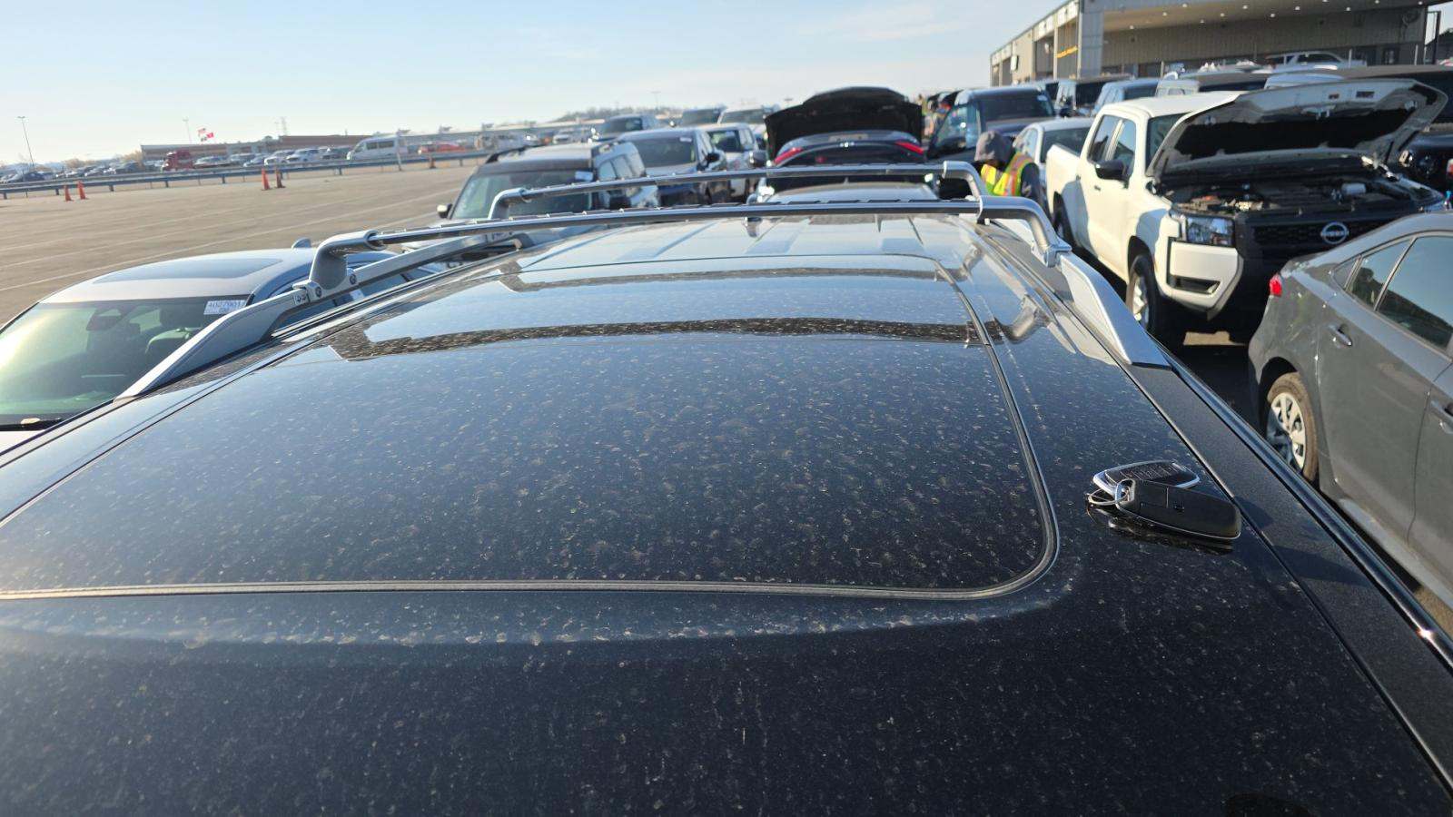 2025 Nissan Pathfinder Platinum FWD