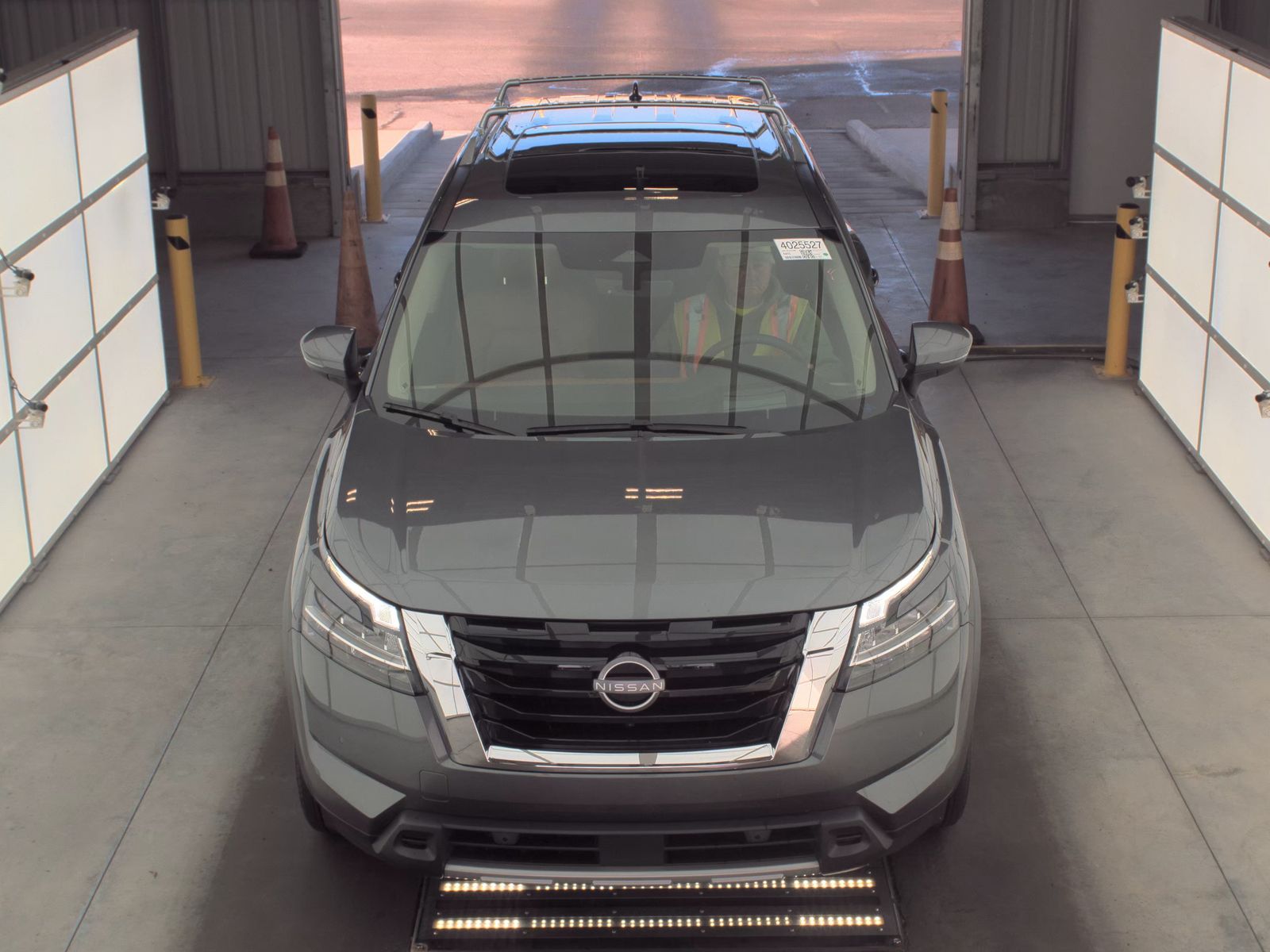 2024 Nissan Pathfinder Platinum FWD