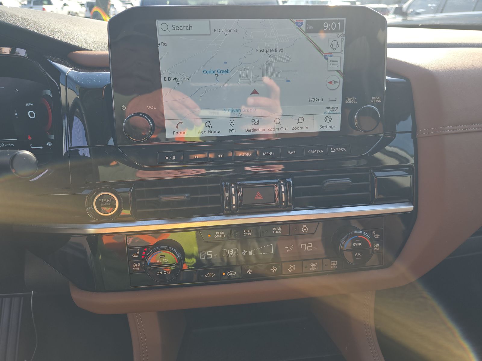 2024 Nissan Pathfinder Platinum FWD