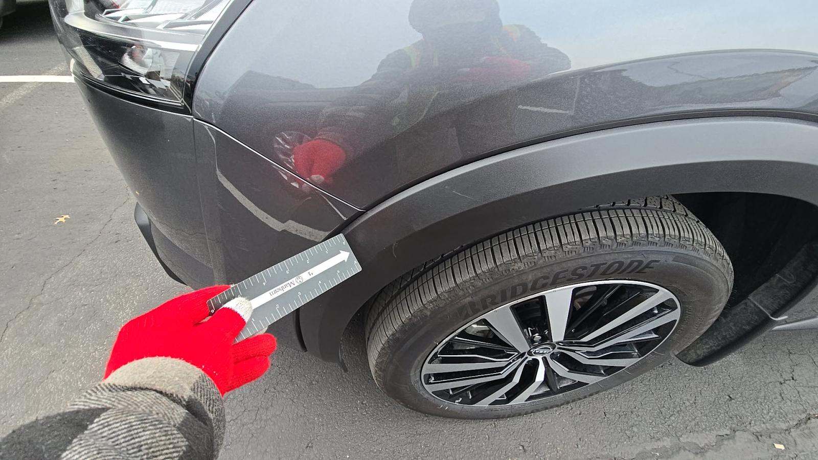 2024 Nissan Pathfinder Platinum FWD