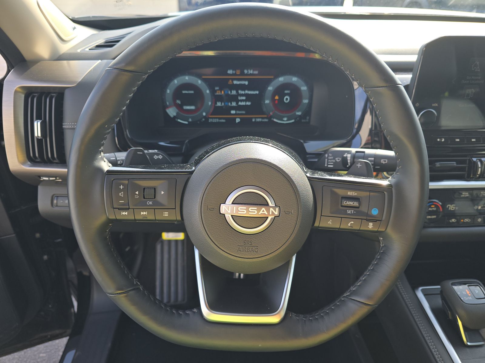 2024 Nissan Pathfinder Platinum FWD